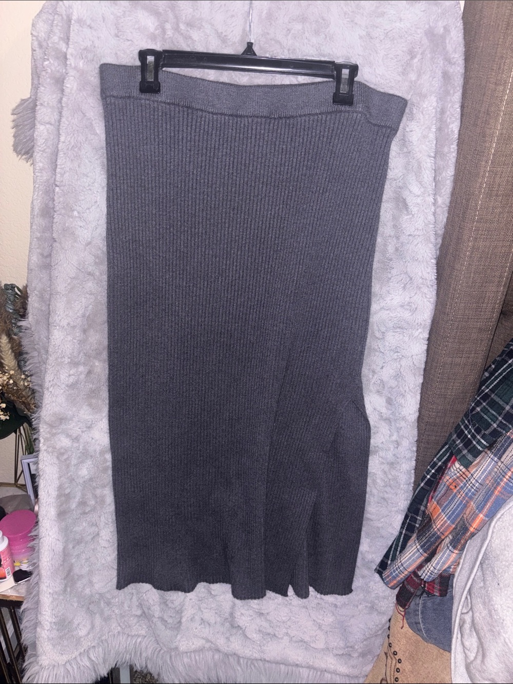 JustFab Charcoal Ribbed Knit Midi Skirt
